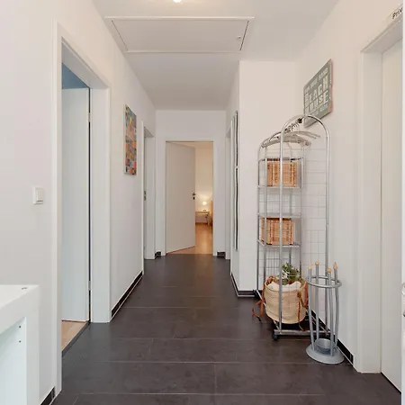 Fh Blaue Haus Am Peenestrom Feriehus Peenemunde